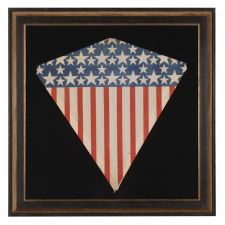 DYNAMIC, UNUSUAL KITE, MADE BY MARX BROS., BOSTON IN THE WWI – WWII ERA (1917-45)