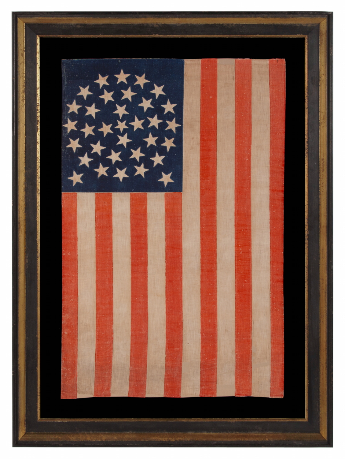 33 STARS IN A MEDALLION CONFIGURATION ON A LARGE SCALE ANTIQUE AMERICAN PARADE FLAG, AN EXTREMELY RARE EXAMPLE, OREGON STATEHOOD, 1859-1861