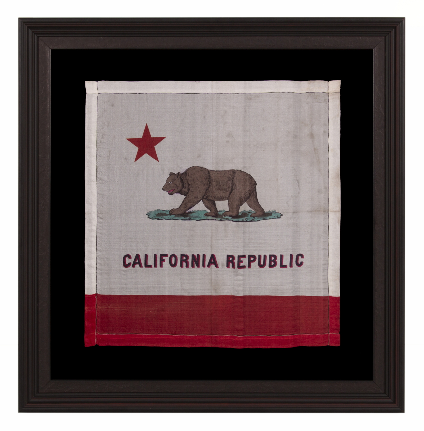 EARLY KERCHIEF IN THE FORM OF THE CALIFORNIA STATE BEAR FLAG, PROBABLY MADE FOR THE PANAMA-PACIFIC INTERNATIONAL EXPOSITION IN SAN FRANCISCO IN 1915