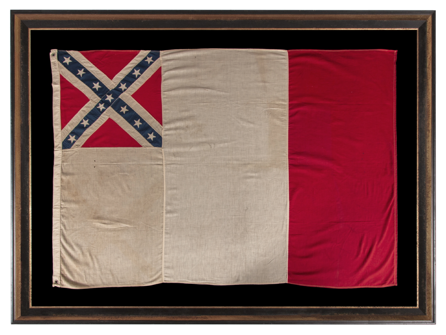 EXTREMELY SCARCE PIECED-AND-SEWN EXAMPLE OF THE CONFEDERATE THIRD NATIONAL FLAG, MADE DURING THE REUNION ERA, CA 1895-1920, WITH UNUSUAL PROPORTIONS THAT RESULT IN INTRIGUING GRAPHICS
