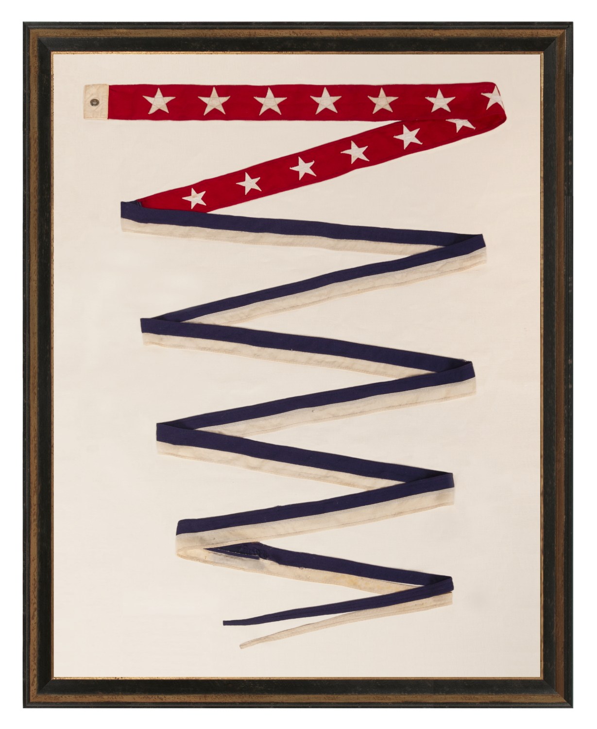 EXTREMELY RARE U.S. WAR DEPARTMENT COMMISSIONING PENNANT WITH 13 STARS, A REVERSAL OF THE U.S. NAVY COLOR SCHEME, 24 FEET ON THE FLY, SPANISH-AMERICAN WAR – WWI ERA (1898-1918) N THE FLY, SPANISH-AMERICAN WAR - WWI ERA (1898-1917)