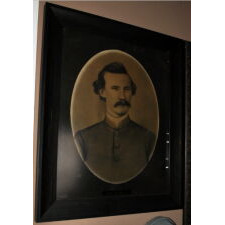 34 STAR, AMERICAN, CIVIL WAR GUIDON OF THE 6th KENTUCKY CAVALRY (UNION), WITH A DOUBLE-WREATH MEDALLION CONFIGURATION OF STARS, MADE circa 1861-1863, HANDED DOWN THROUGH THE FAMILY OF LT. COL. JAMES MEAGHER, ACCOMPANIED BY HIS SHOULDER BARS AND DIARY