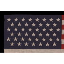 45 STARS IN STAGGERED ROWS ON AN ANTIQUE AMERICAN PARADE FLAG OF THE 1896-1908 PERIOD, SPANISH-AMERICAN WAR ERA, REFLECTING UTAH STATEHOOD