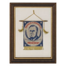 PATRIOTIC WINDOW BANNER WITH A PORTRAIT OF FRANKLIN DELANO ROOSEVELT, MADE TO SUPPORT HIS CAMPAIGN FOR RE-ELECTION IN 1940