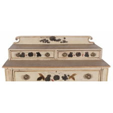 COUNTRY SHERATON TRANSITIONAL CHEST OF DRAWERS WITH STENCILED AND HAND-PAINTED DECORATION ON A WHITE GROUND, MAINE ORIGIN, CA 1830-50