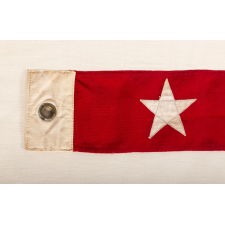EXTREMELY RARE U.S. WAR DEPARTMENT COMMISSIONING PENNANT WITH 13 STARS, A REVERSAL OF THE U.S. NAVY COLOR SCHEME, 24 FEET ON THE FLY, SPANISH-AMERICAN WAR – WWI ERA (1898-1918) N THE FLY, SPANISH-AMERICAN WAR - WWI ERA (1898-1917)