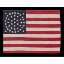 44 STAR ANTIQUE AMERICAN PARADE FLAG, RARE IN THIS PERIOD WITH A WREATH CONFIGURATION, 1890-1896, WYOMING STATEHOOD
