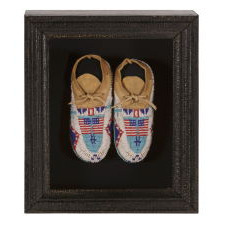 NATIVE AMERICAN CHILD'S MOCCASINS WITH FLAG IMAGERY, PROBABLY SIOUX, ca 1890