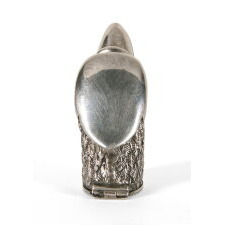 STERLING SILVER MATCH HOLDER IN THE FORM OF AN EAGLE’S HEAD, WITH BEAUTIFUL FORM AND INLAID, GLASS EYES, BRITISH, CIRCA 1900-1940